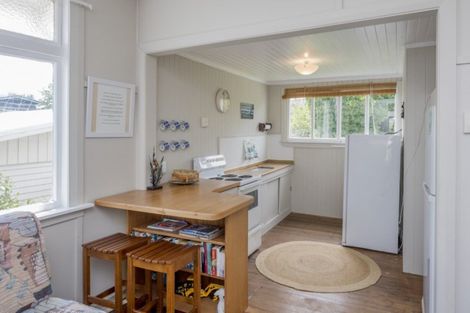 Photo of property in 10 Manly Street, Paraparaumu Beach, Paraparaumu, 5032