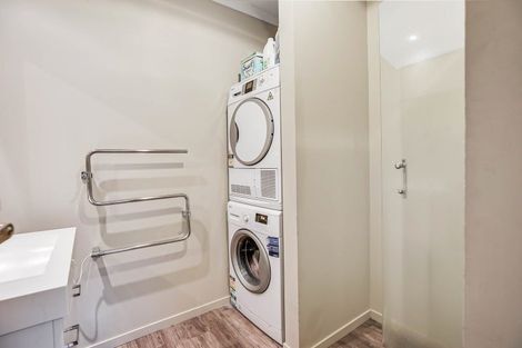 Photo of property in 114u1 Old Farm Road, Hamilton East, Hamilton, 3216