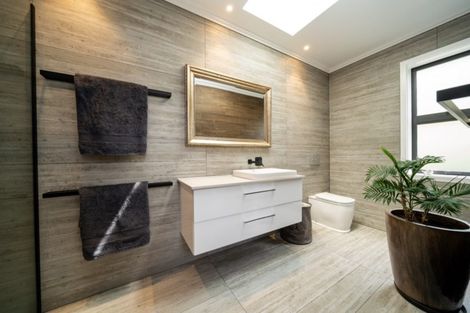 Photo of property in 74 Packtrack Road, Thames, 3577