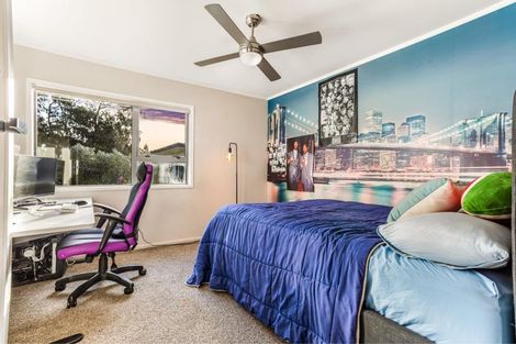 Photo of property in 31 Cambridge Road, Riverhead, 0820