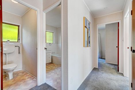 Photo of property in 18 Wisteria Way, Mairangi Bay, Auckland, 0630