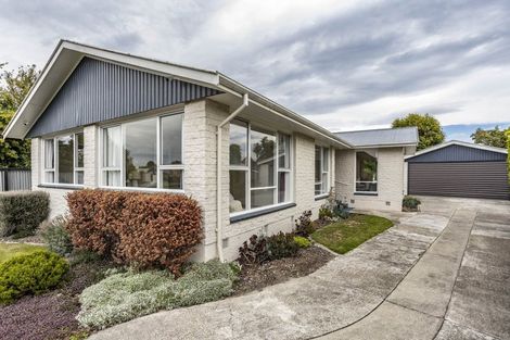 Photo of property in 11 Bowie Drive, Woodend, 7610