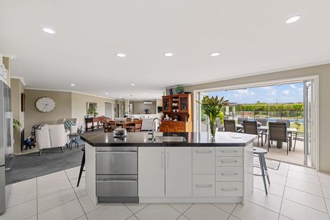 Photo of property in 503 Grasslands Drive, Cambridge, 3493