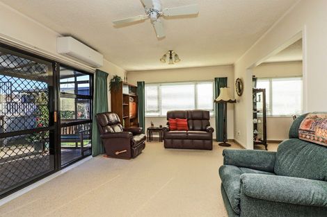 Photo of property in 4/52 Avondale Road, Taradale, Napier, 4112
