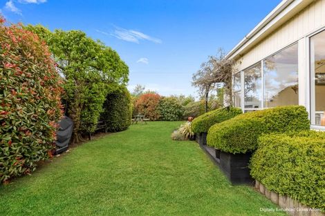 Photo of property in 64 Leamington Street, Waikaia, 9778