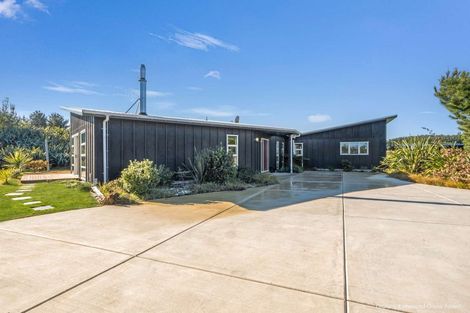 Photo of property in 3 Mowhia Grove, Waitarere, Levin, 5510
