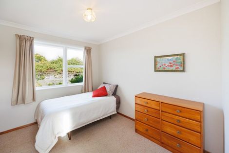 Photo of property in 37 Epsom Road, Hokowhitu, Palmerston North, 4410