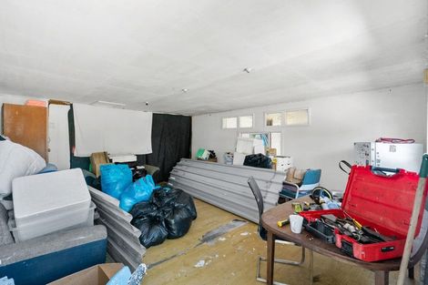Photo of property in 30 Staverton Crescent, Mangere, Auckland, 2022