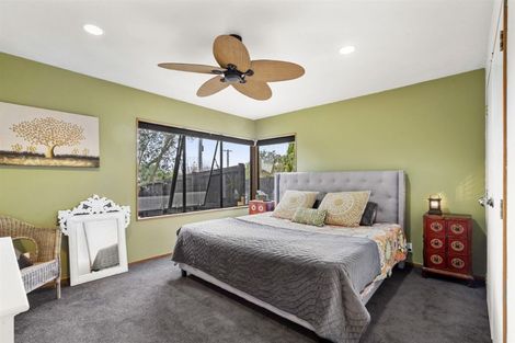Photo of property in 1/14 Beresford Street, Bayswater, Auckland, 0622