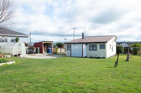 Photo of property in 82 Salcombe Street, Kaitangata, 9210