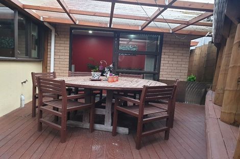 Photo of property in 14 San Domingo Rise, Henderson, Auckland, 0612