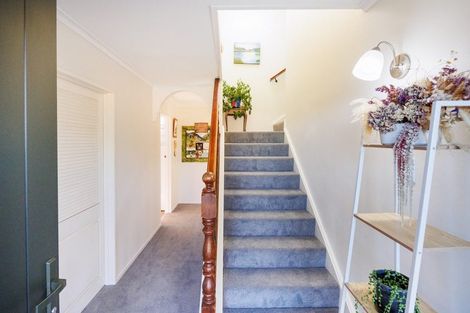 Photo of property in 4 Gainsborough Grove, Highbury, Palmerston North, 4412