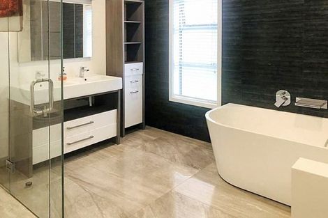 Photo of property in 9 Taranui Way, Paraparaumu Beach, Paraparaumu, 5032