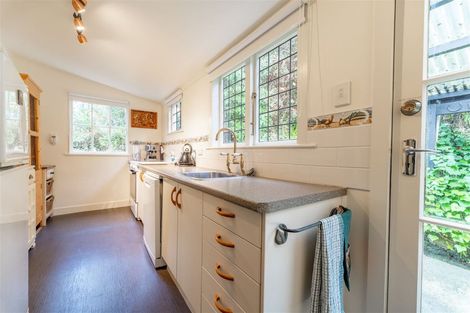 Photo of property in 2 Coulter Place, Geraldine, 7930