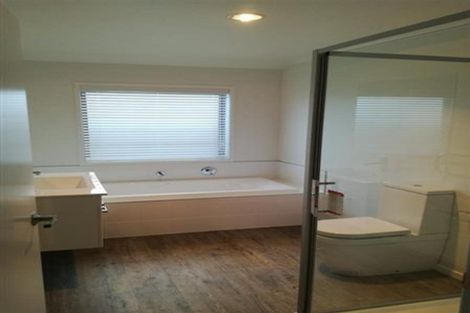 Photo of property in 18 Kahuparere Crescent, Pyes Pa, Tauranga, 3112