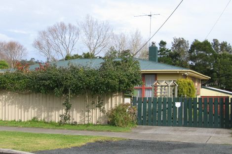Photo of property in 117 Awaroa Road, Helensville, 0800