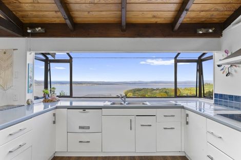 Photo of property in 80 Wakeman Road, Acacia Bay, Taupo, 3330