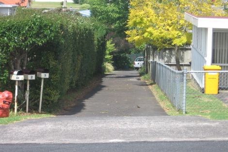 Photo of property in 3/68 Nile Road, Milford, Auckland, 0620