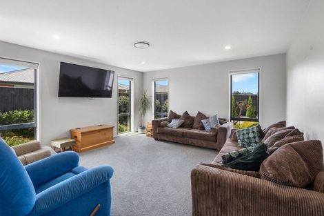 Photo of property in 16 Cherry Avenue, Darfield, 7510