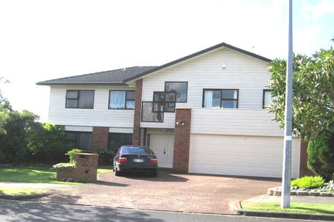 Photo of property in 70 Simmental Crescent, Somerville, Auckland, 2014