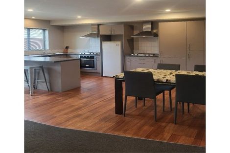 Photo of property in 100a Rattray Street, Riccarton, Christchurch, 8041