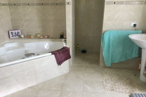 Photo of property in 25 Merriman Place, Pyes Pa, Tauranga, 3112