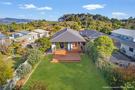 Photo of property in 357 Estuary Road, South New Brighton, Christchurch, 8062