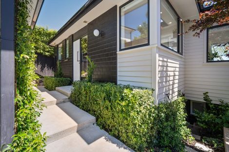 Photo of property in 28 Huntsbury Avenue, Huntsbury, Christchurch, 8022