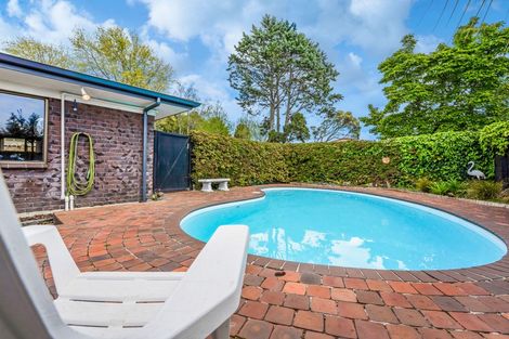 Photo of property in 3 Revell Court, Pukekohe, 2120