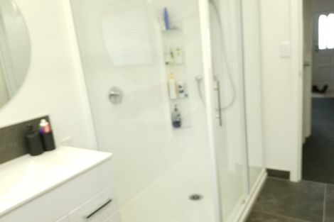 Photo of property in 2/131 Union Road, Howick, Auckland, 2014