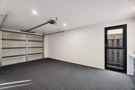Photo of property in 5 Matakanui Lane, Wanaka, 9305