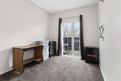 Photo of property in 25u7 Mana Street, Vogeltown, Wellington, 6021
