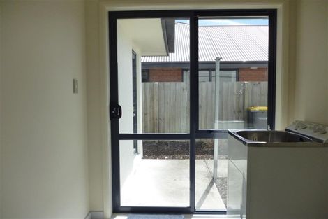Photo of property in 52 Limes Avenue, Parklands, Christchurch, 8083