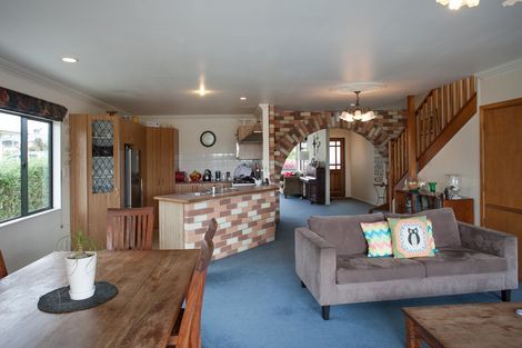 Photo of property in 16 Pirongia Road, Te Awamutu, 3800