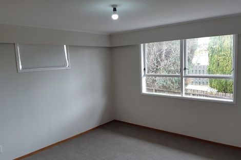 Photo of property in 28 Ussher Place, Pakuranga Heights, Auckland, 2010