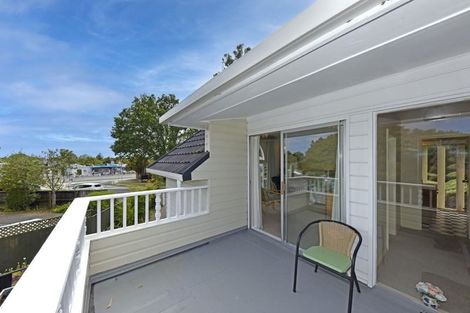 Photo of property in 2 Worsleys Road, Cracroft, Christchurch, 8025