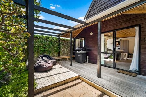Photo of property in 19 Matai Road, Stanmore Bay, Whangaparaoa, 0932