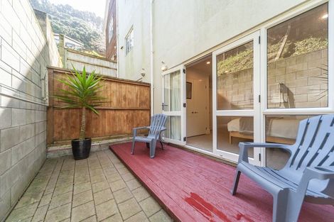 Photo of property in 12/5 Malcolm Lane, Thorndon, Wellington, 6011