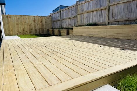 Photo of property in 25 Huringa Road, Karaka, 2113