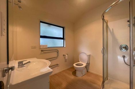 Photo of property in 37 Pitt Road, Runciman, Drury, 2578