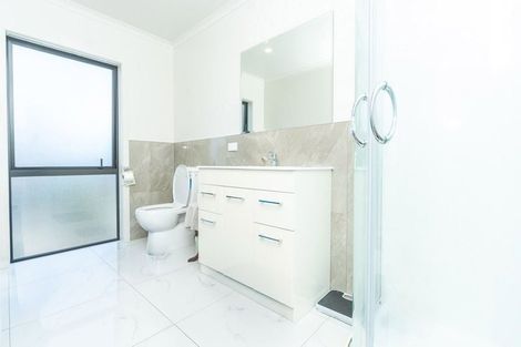 Photo of property in 188u2 Massey Street, Frankton, Hamilton, 3204