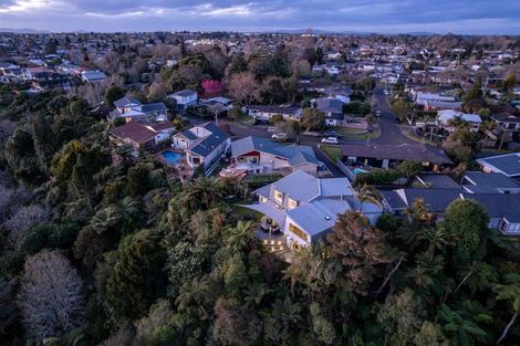 Photo of property in 37 Balfour Crescent, Riverlea, Hamilton, 3216