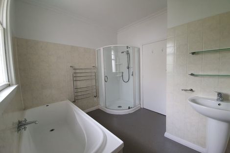 Photo of property in 42 Gloucester Street, Wilton, Wellington, 6012