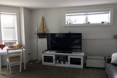 Photo of property in Fitzroy Flats, 7a Fitzroy Street, Feilding, 4702