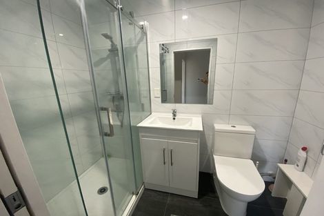 Photo of property in 54 Redoubt Road, Clover Park, Auckland, 2105