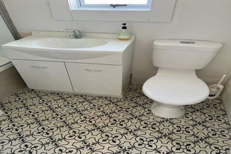 Photo of property in 12 Holyrood Terrace, Waipukurau, 4200