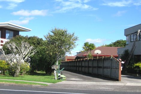 Photo of property in 2/183 Bucklands Beach Road, Bucklands Beach, Auckland, 2012