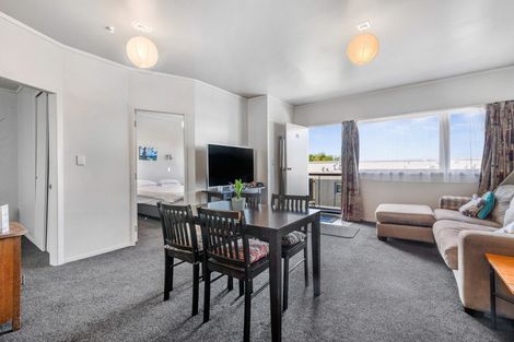 Photo of property in Lago Apartments, 1102unit Fenton Street, Rotorua, 3010