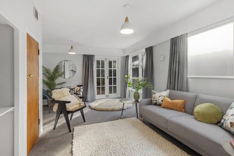 Photo of property in 8 Friend Street, Karori, Wellington, 6012