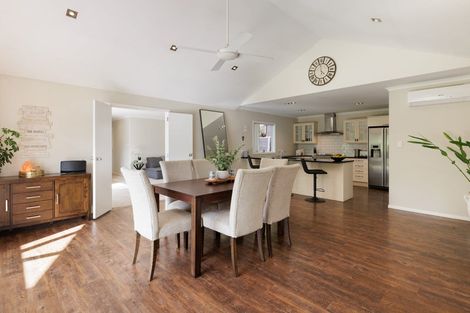 Photo of property in 40r Stonebridge Way, Pyes Pa, Tauranga, 3112
